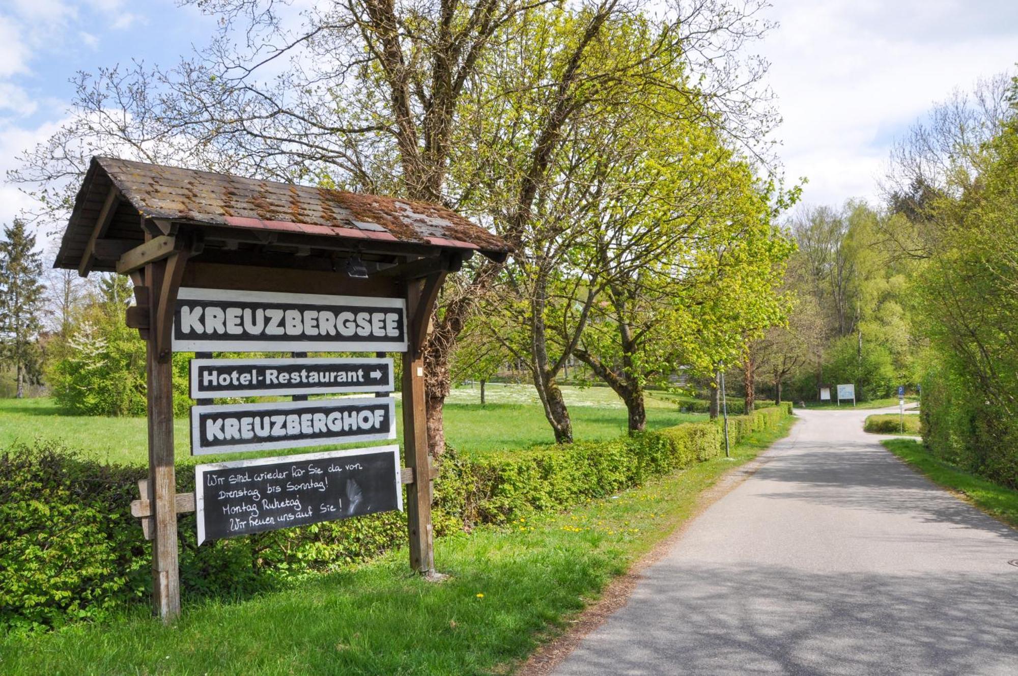 Hotel Kreuzberghof Tiefenbach  Exterior foto
